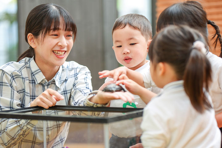 子どもの成長をはたで見守れること。それは“保育士の特権”。